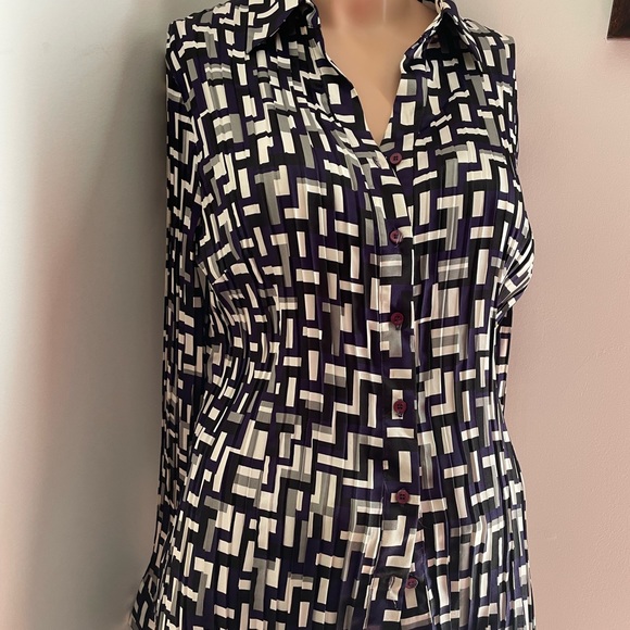 Tetris SzL stunning scrunch crinkle button top - Picture 2 of 6